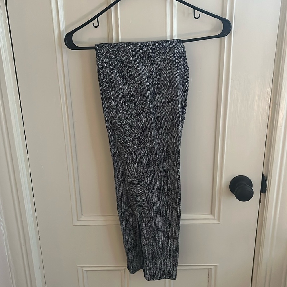 Athleta  legging size medium